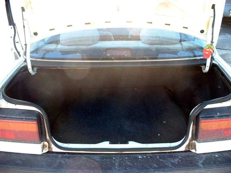 Toms 1991 4 doorr civic project 004.jpg